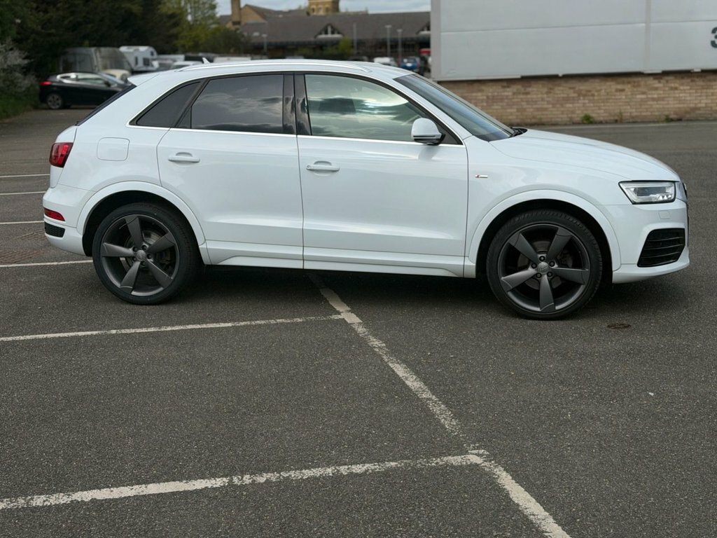Audi Q3 2L S Line Plus White #3