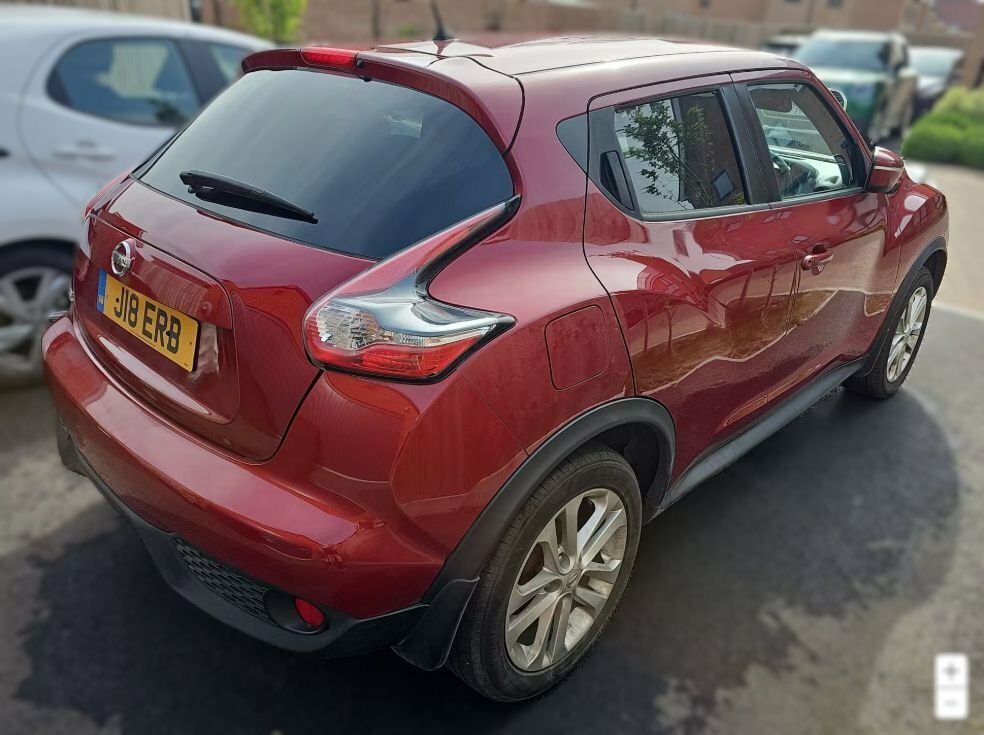 Nissan Juke 1.6L N-connecta Red #2