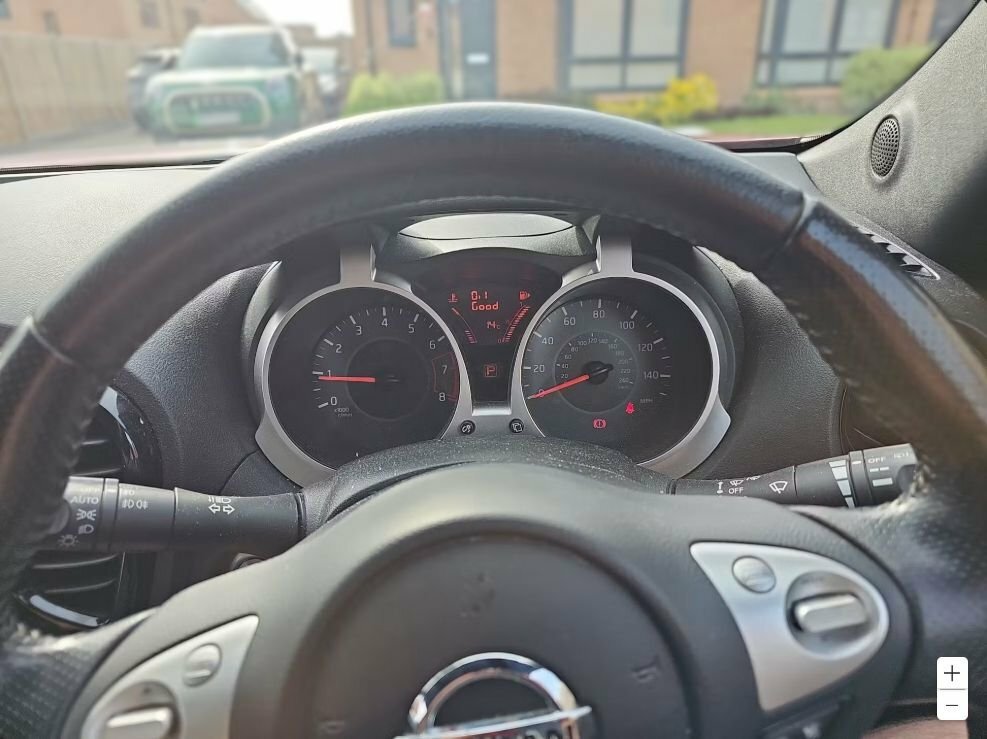 Nissan Juke 1.6L N-connecta Red #4