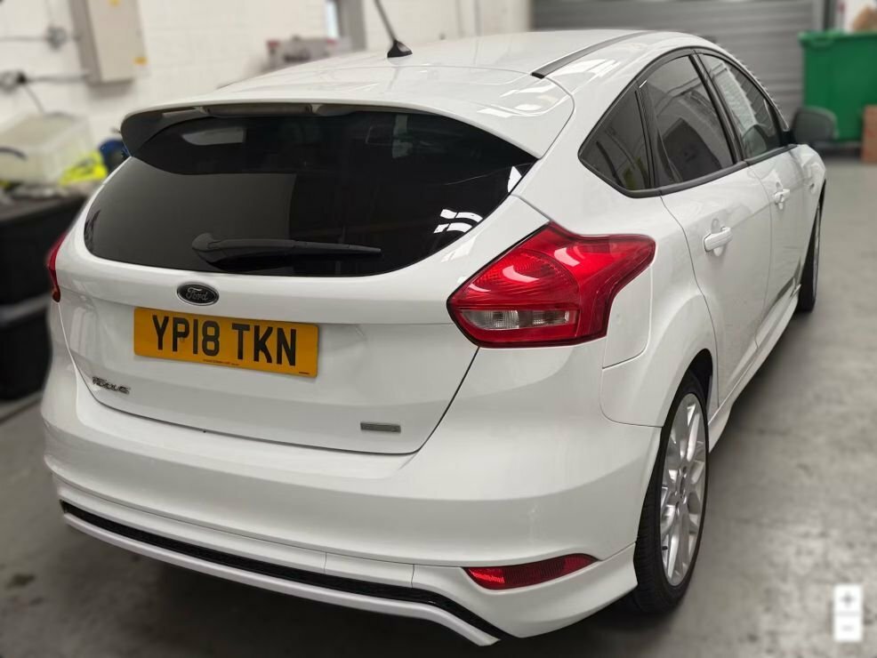 Ford Focus 1L St-line White #3
