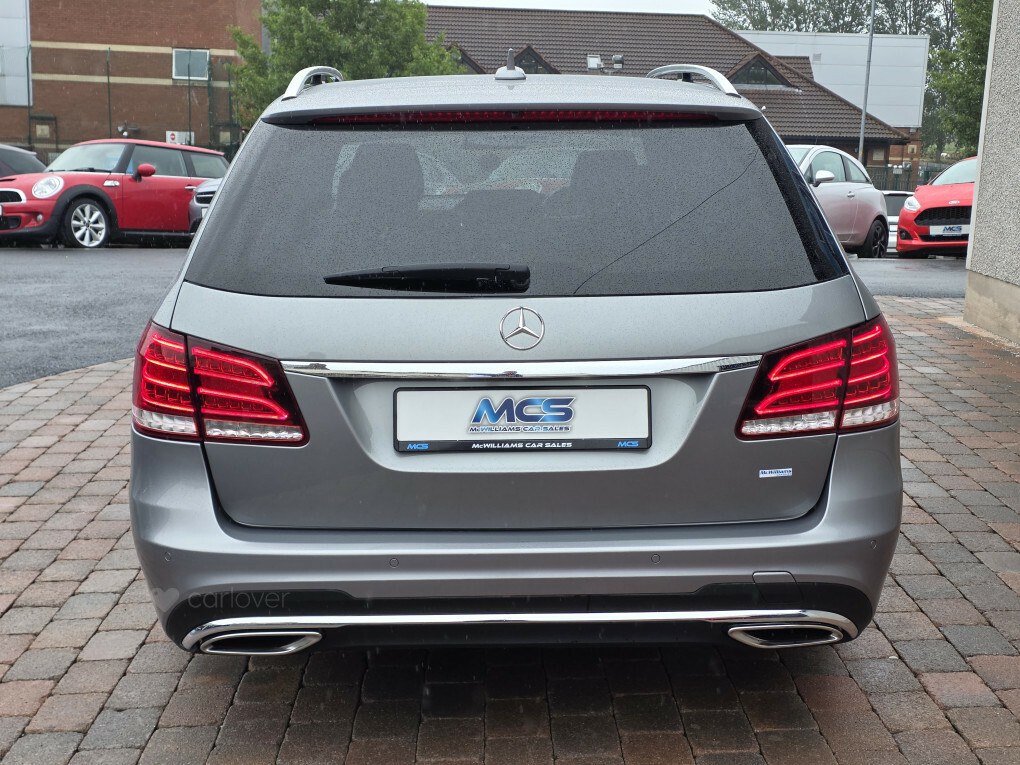 Mercedes-Benz E Class E220 Amg Line Bluetec JH64CAP #4