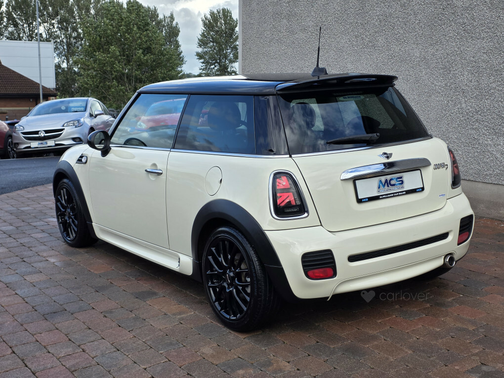 Mini Hatch Cooper 1.6 122 Bhp Blue #32