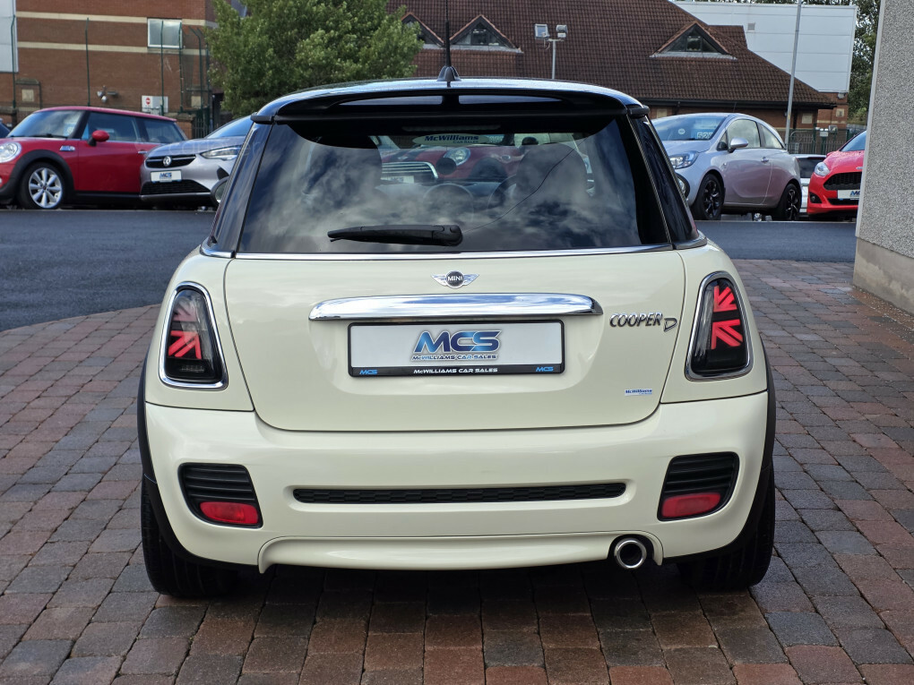 Mini Hatch Cooper D  #3