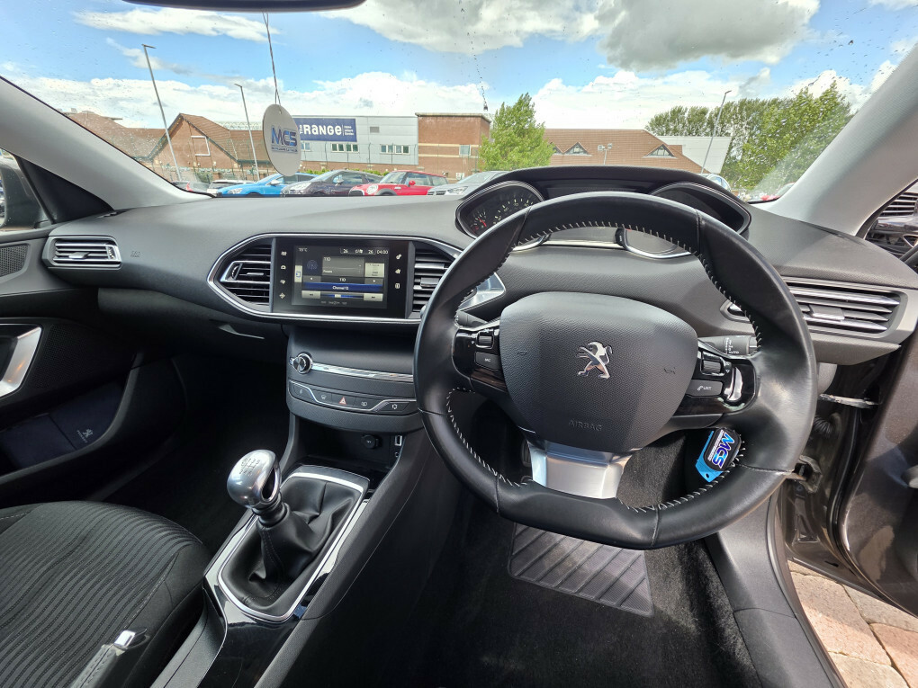 Peugeot 308 Hatchback Grey #24