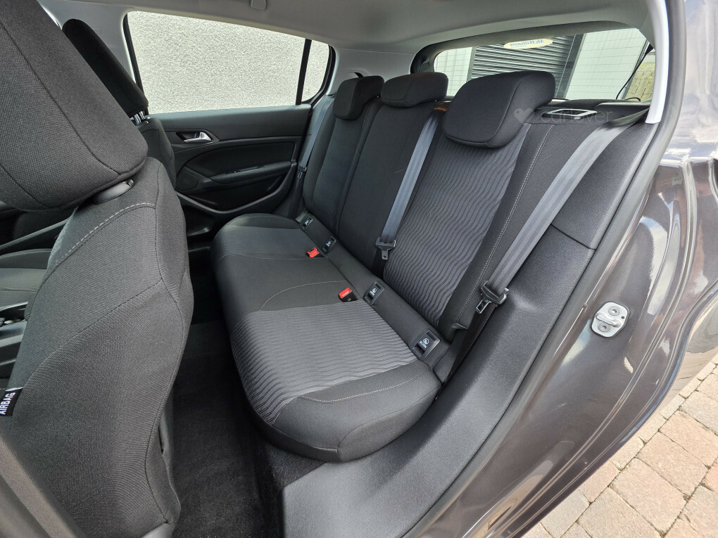 Peugeot 308 Hatchback Grey #14