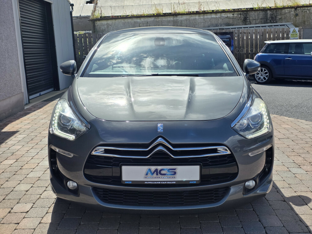 Citroen DS5 Hatchback White #8
