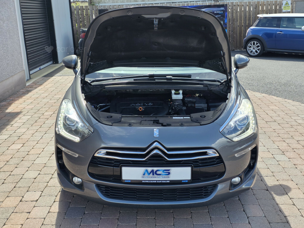 Citroen DS5 Hatchback White #32