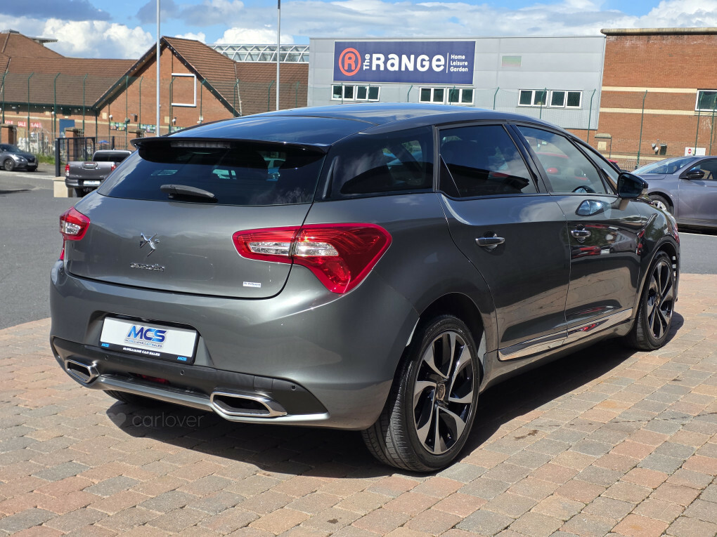 Citroen DS5 Hatchback White #39