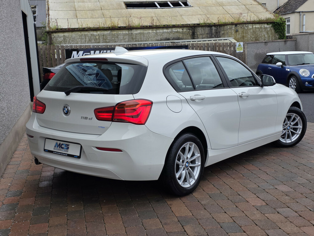 BMW 1 Series 116D Se White #3