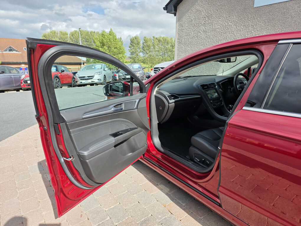 Ford Mondeo 2.0 Ecoblue Titanium Edition  #9