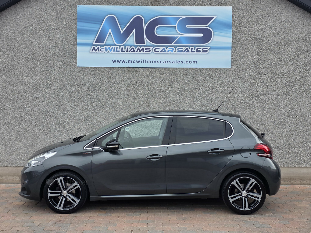 Peugeot 208 Gt Line Blue Hdi #6