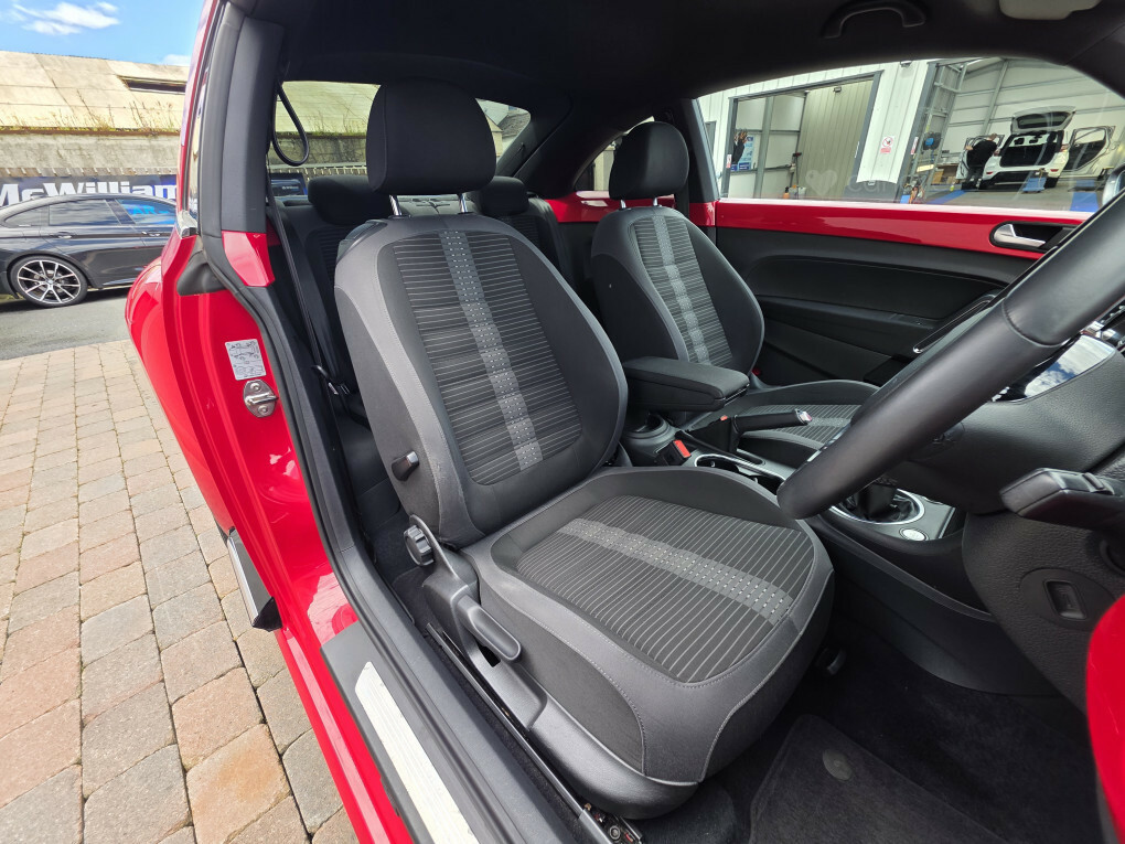 Volkswagen Beetle 2.0 Tdi Design Dsg Red #15