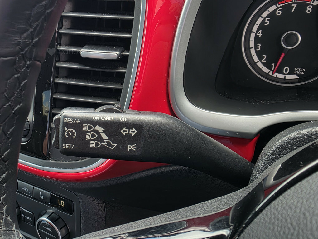 Volkswagen Beetle 2.0 Tdi Design Dsg Red #25