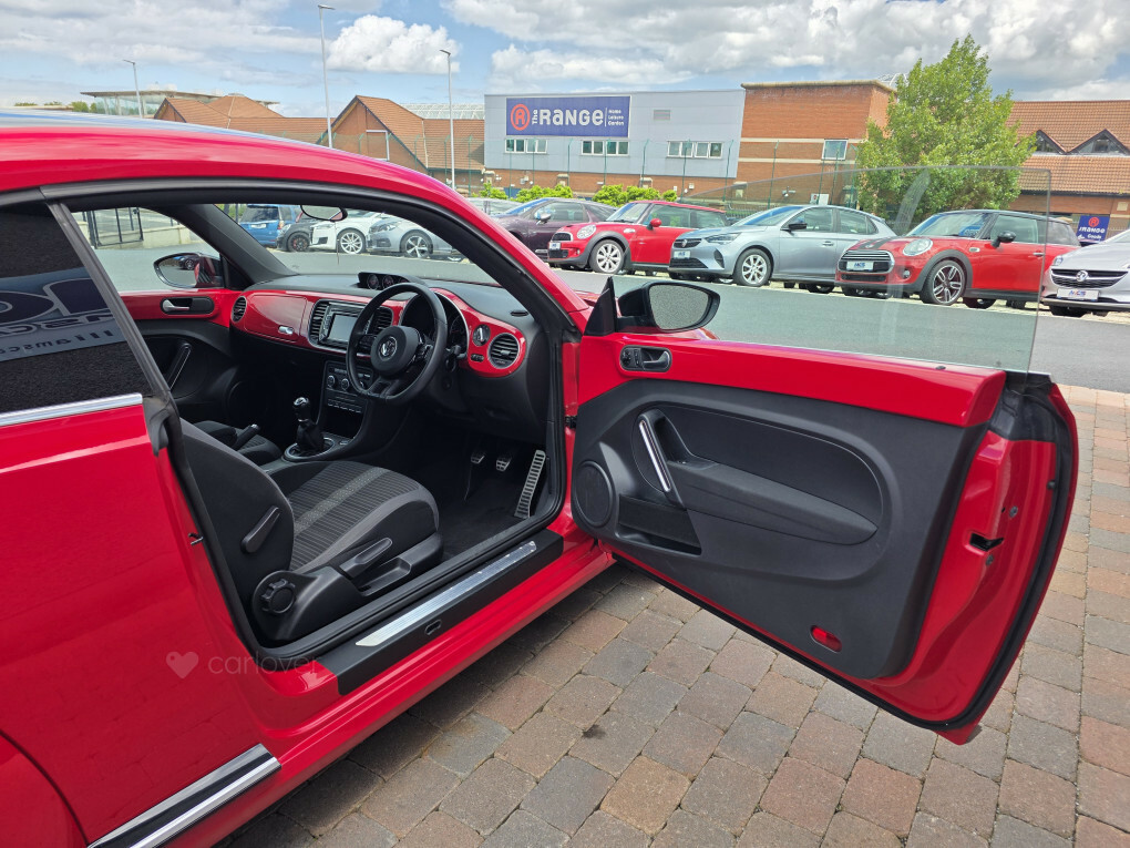 Volkswagen Beetle 2.0 Tdi Design Dsg Red #13