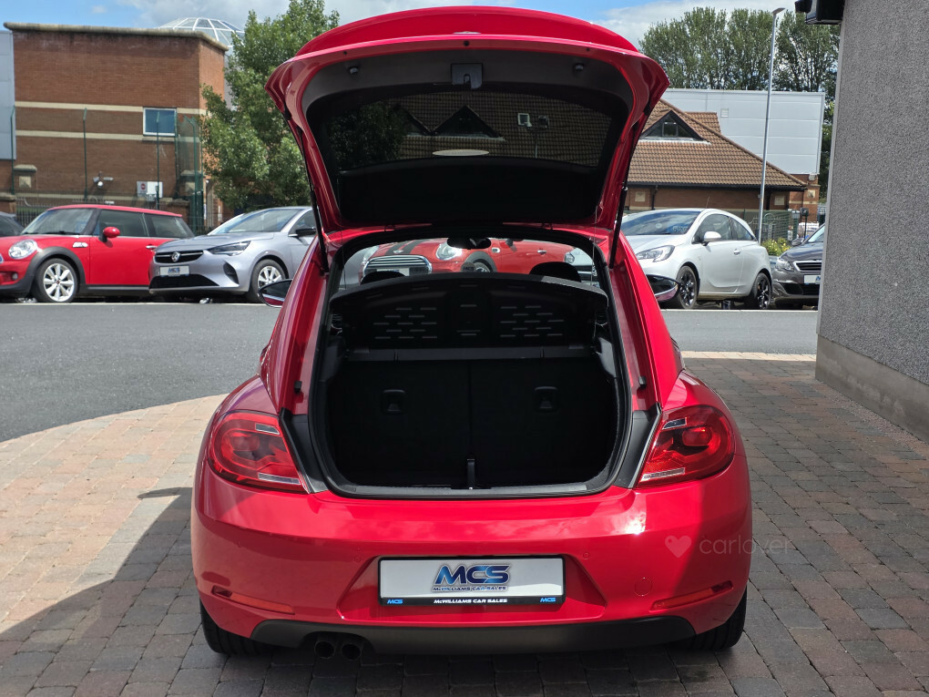 Volkswagen Beetle 2.0 Tdi Design Dsg Red #26