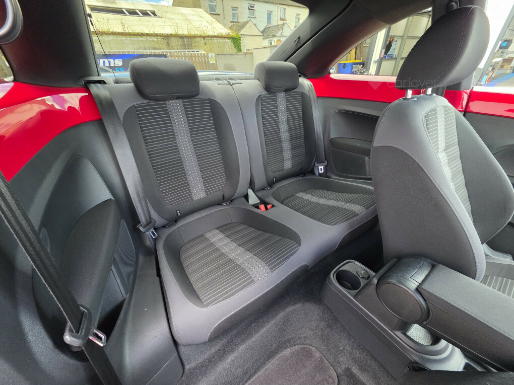 Volkswagen Beetle 2.0 Tdi Design Dsg Red #16