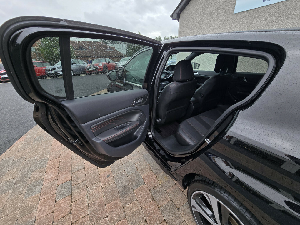 Peugeot 308 1.6 Bluehdi 120 Allure Sat Nav, Dab, Bluetooth Blue #32