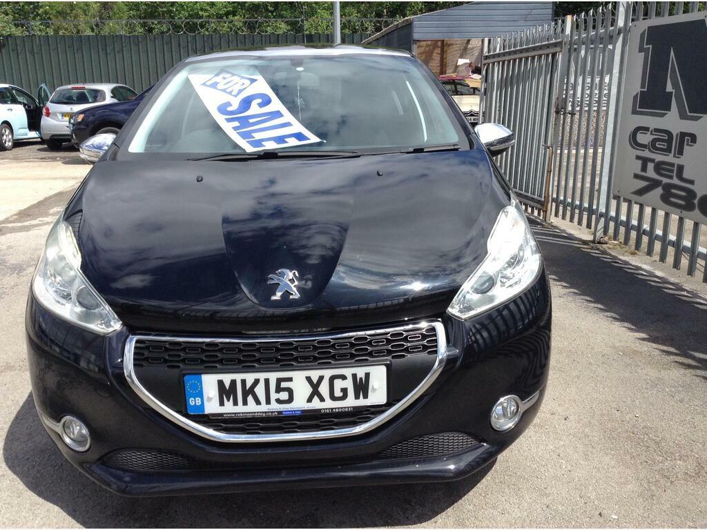 Peugeot 208 1.2 Vti Puretech Style Euro 6 Black #2