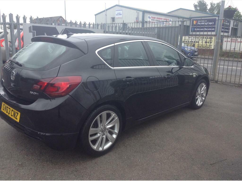 Vauxhall Astra Hatchback 2.0 Cdti Sri 2014 Red #7