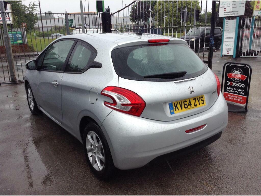 Peugeot 208 1.2 Vti Puretech Active Euro 6 Silver #4