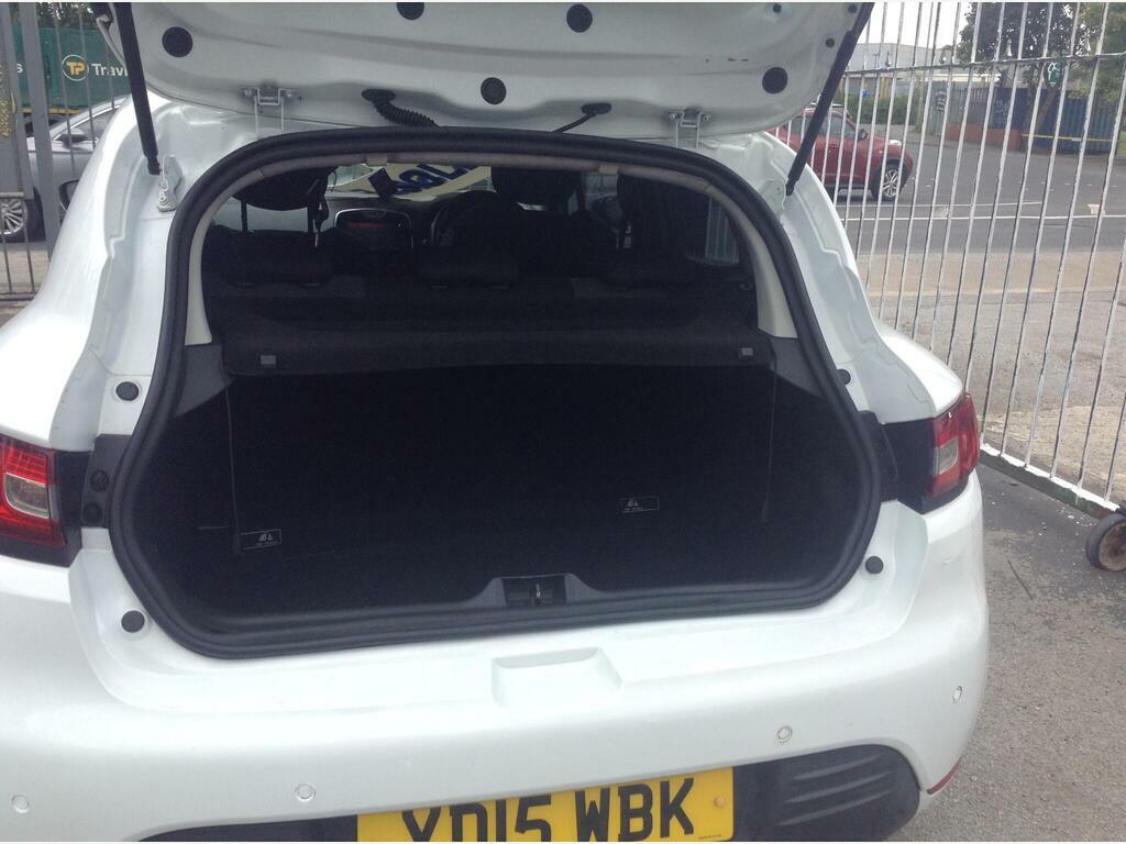Renault Clio Hatchback 1.2 Dynamique Medianav 1.2 16V 75 Apply White #9