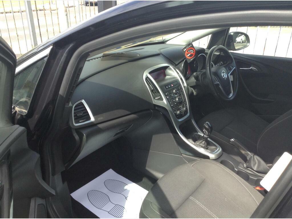 Vauxhall Astra 1.4I 16V Excite White #10