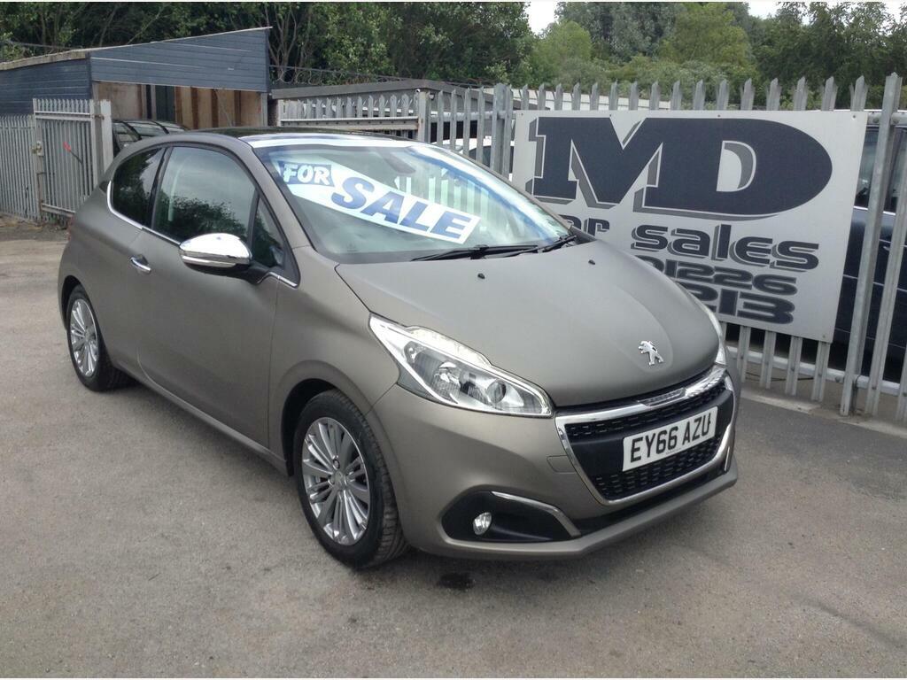 Peugeot 208 1.2 Puretech 82 Active Blue #1