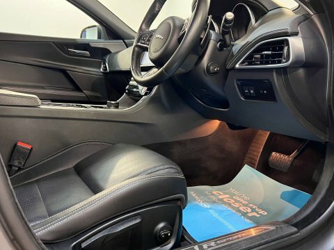 Jaguar XE Xe D R-sport  #36