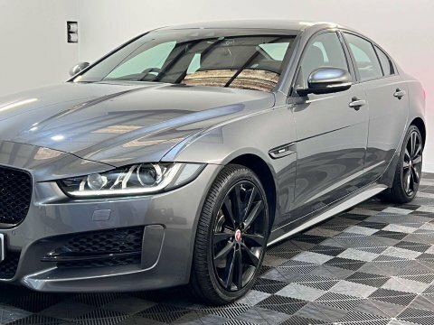 Jaguar XE Xe D R-sport  #52