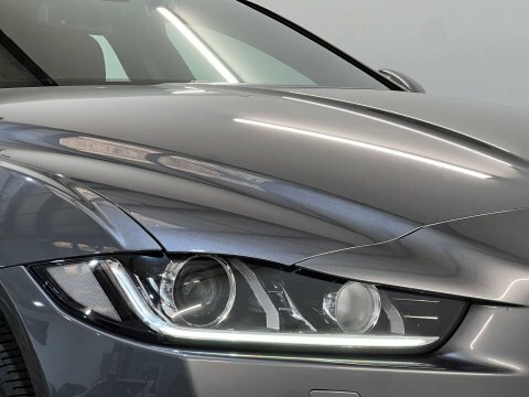 Jaguar XE Xe D R-sport  #63