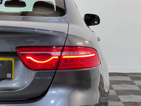 Jaguar XE Xe D R-sport  #61