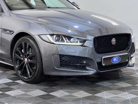 Jaguar XE Xe D R-sport  #53