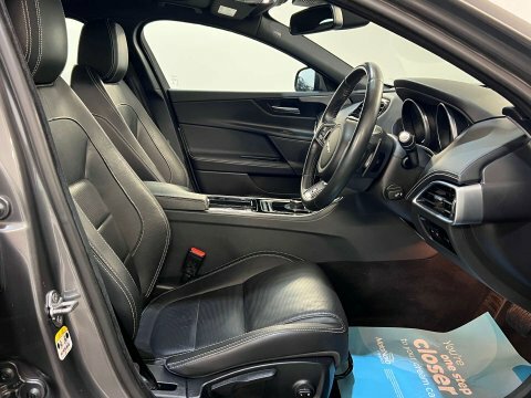 Jaguar XE Xe D R-sport  #10