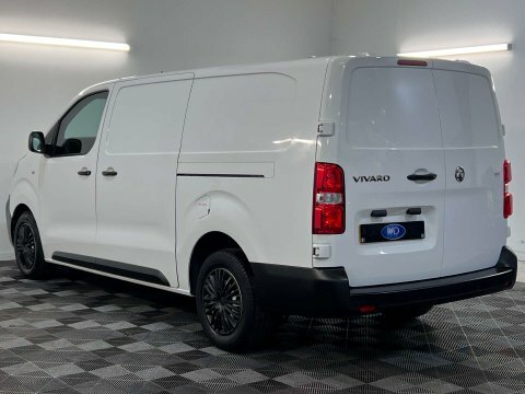 Vauxhall Vivaro 1.5 Vivaro F2900 White #5