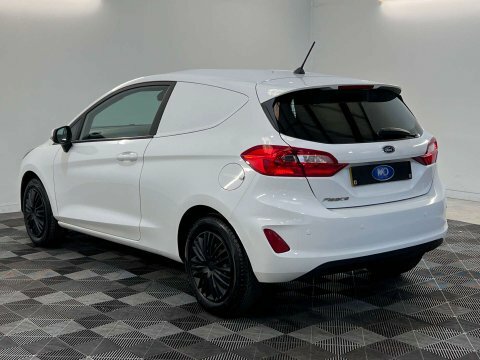 Ford Fiesta 1.5 Fiesta Tdci MT19CPK White #5