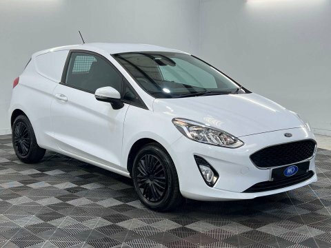 Ford Fiesta 1.5 Fiesta Tdci MT19CPK White