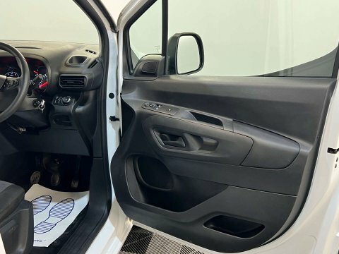 Vauxhall Combo 1.5 Turbo D 2000 Sportive L1 H1 Euro 6 Ss White #38