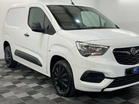 Vauxhall Combo 1.5 Turbo D 2000 Sportive L1 H1 Euro 6 Ss White #43