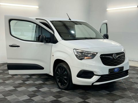 Vauxhall Combo 1.5 Turbo D 2000 Sportive L1 H1 Euro 6 Ss White #31
