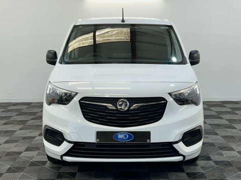 Vauxhall Combo 1.5 Turbo D 2000 Sportive L1 H1 Euro 6 Ss White #7