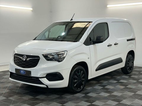 Vauxhall Combo 1.5 Combo 2300 White #6
