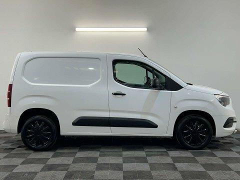 Vauxhall Combo 1.5 Combo 2300 White #2