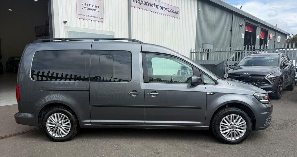 Volkswagen Caddy Maxi Life 2L Null Blue #31