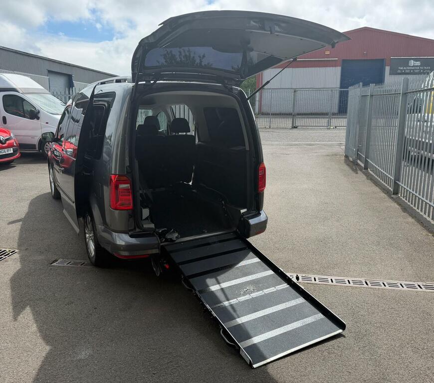 Volkswagen Caddy Maxi Life 2L Null Blue #2