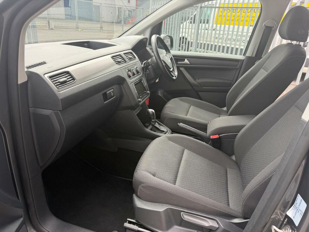 Volkswagen Caddy Maxi Life 2L Null Blue #42