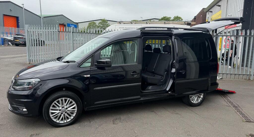 Volkswagen Caddy Maxi Life Mpv Blue #29