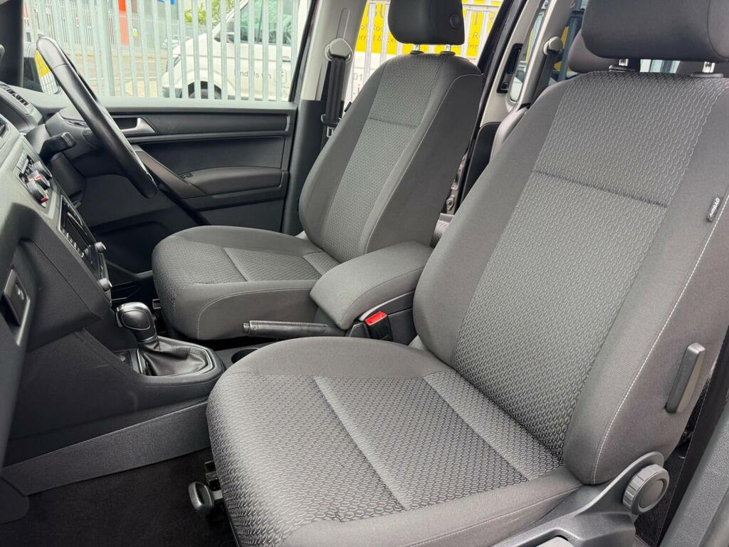 Volkswagen Caddy Maxi Life Mpv Blue #16