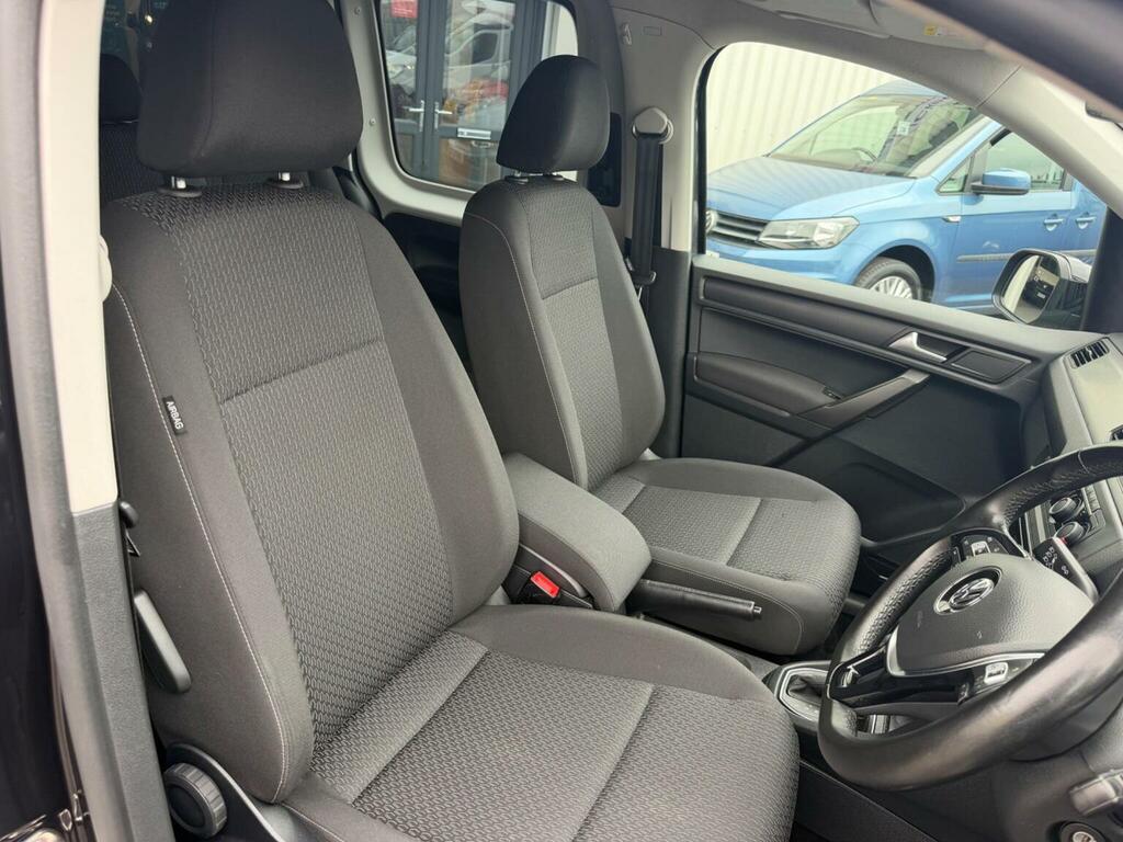Volkswagen Caddy Maxi Life Mpv Blue #24