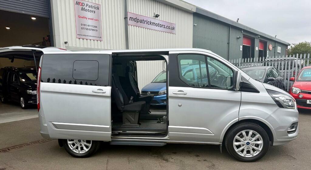 Ford Tourneo Custom Custom 2.0 310 Ecoblue Black #13
