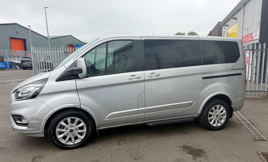 Ford Tourneo Custom Custom 2.0 310 Ecoblue Black #11
